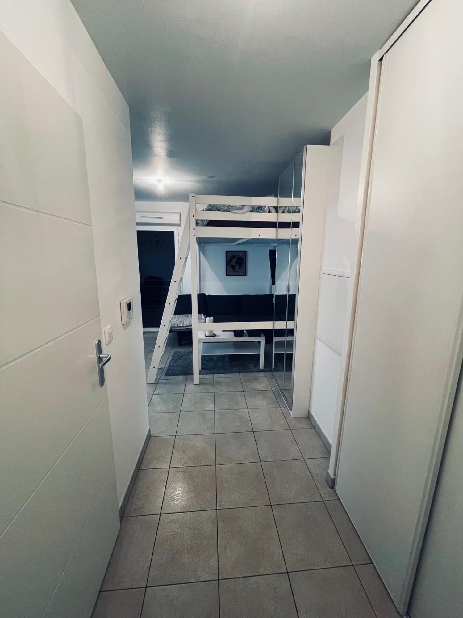 Appartement Lahcen Thorigny-sur-Marne エクステリア 写真
